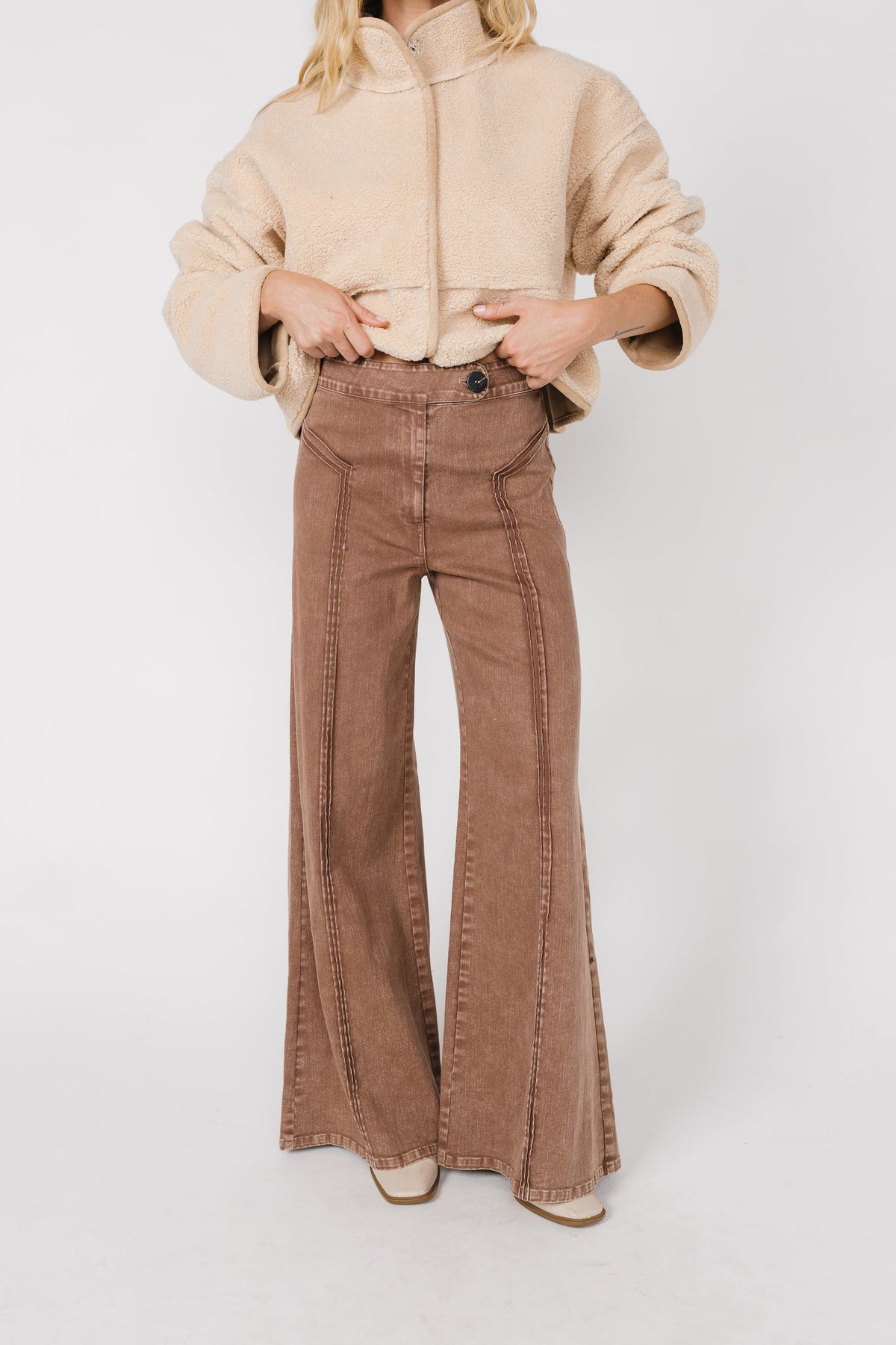 #color_brown