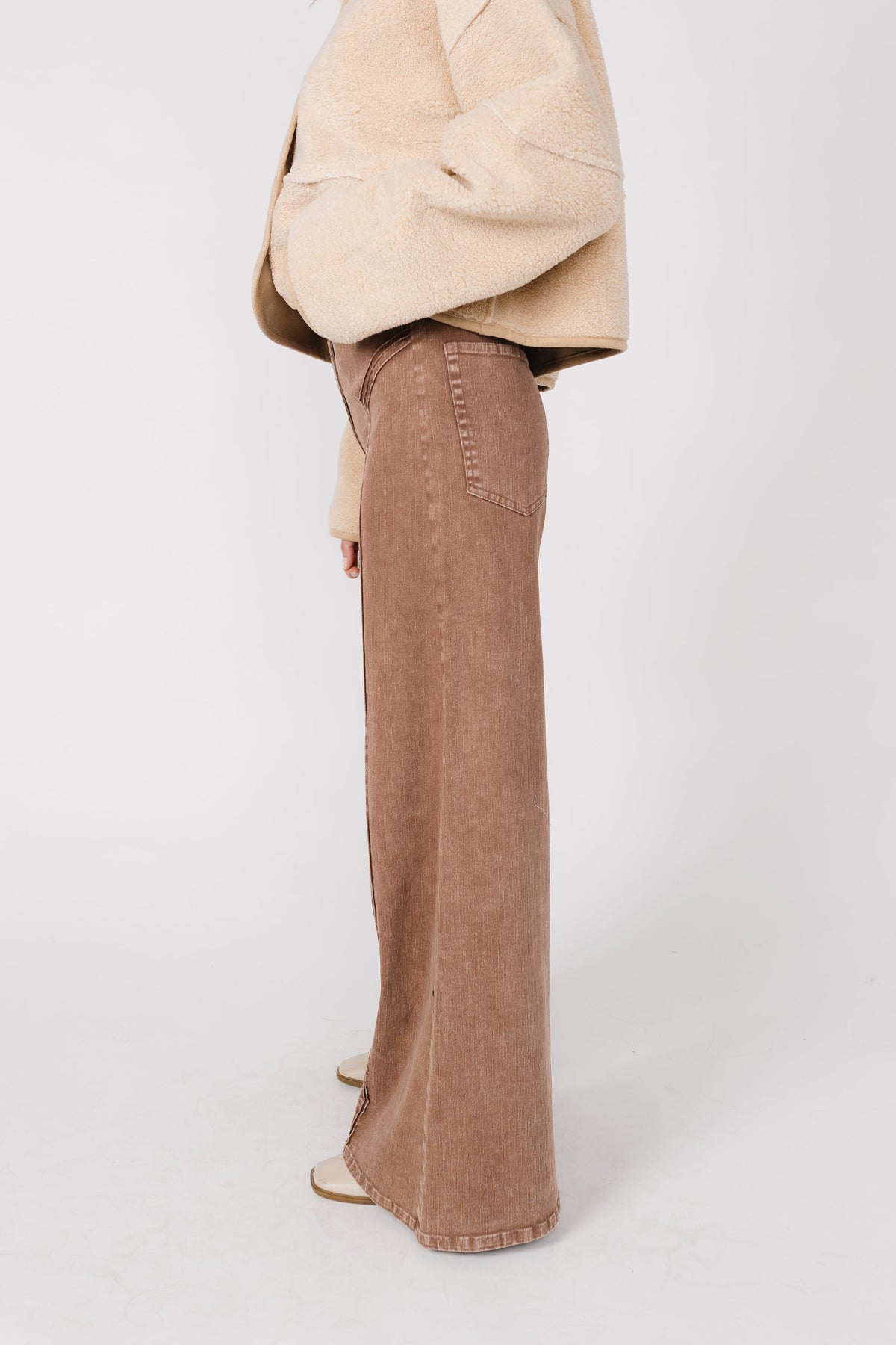 #color_brown